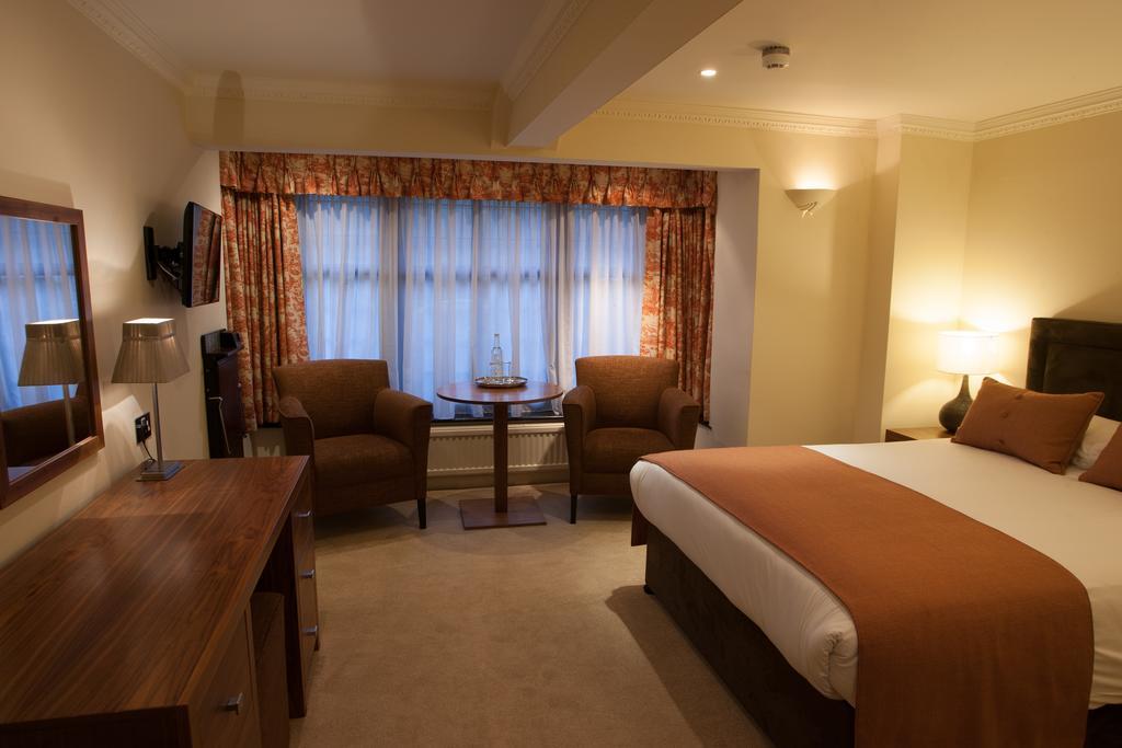 Stirrups Hotel Bracknell Eksteriør bilde