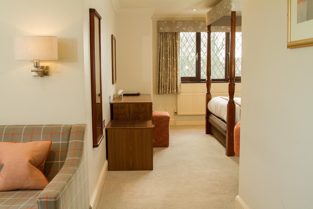 Stirrups Hotel Bracknell Eksteriør bilde